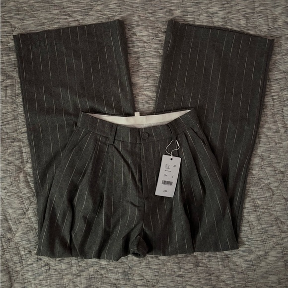LeAL.X Pants - LeAL.X High Rise Wide Leg Gray Stripped Trousers Sz 8 NWT | High Rise Trousers-